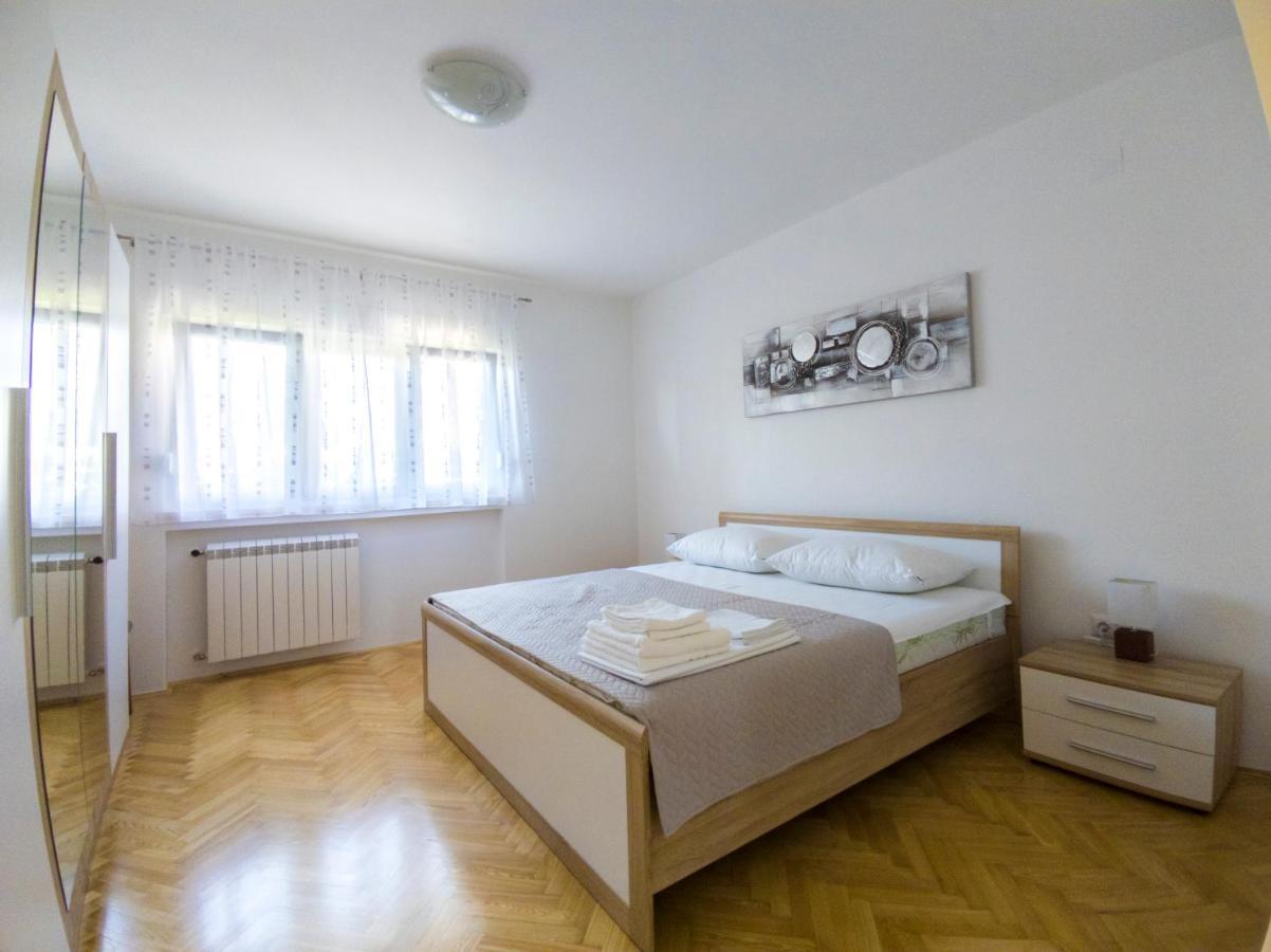 Apartmani Cimerman Krk Town Luaran gambar